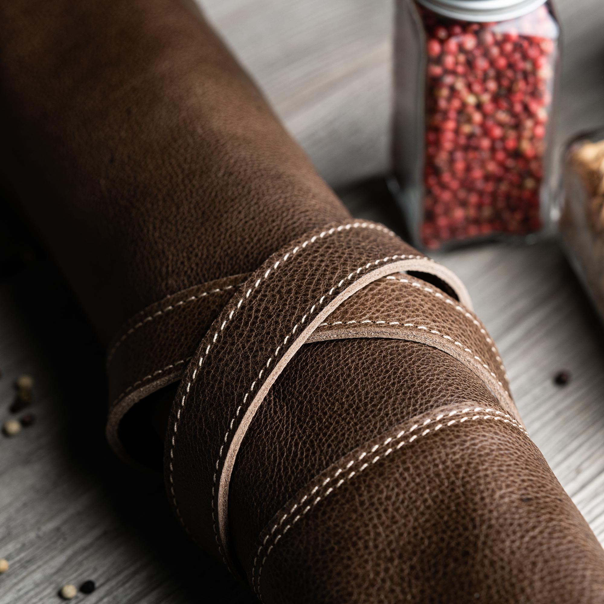 Magnetic Knife Roll – 6 Slots